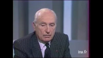 Ce haut fonctionnaire et homme politique (1910-2007), qui a été préfet, préfet de police à Paris de 1958 à 1967, ministre du budget du gouvernement Barre de 1978 à 1981, a été condamné en 1998 à dix ans de réclusion criminelle pour complicité de crimes contre l'humanité. C'est :