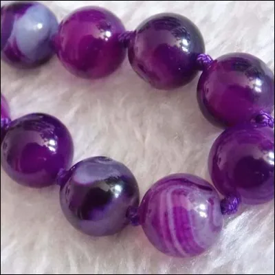 Quelle pierre précieuse ou semi précieuse préfères-tu ?