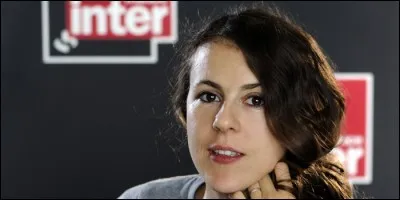 Cette humoriste, qui tient des one-woman-show depuis 2010 et également des chroniques à la radio ou dans des émissions de France 2, c'est :