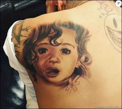 À qui est cette petite fille ?