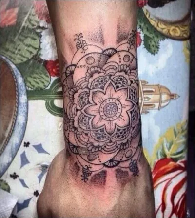 À qui est ce tatouage ?
