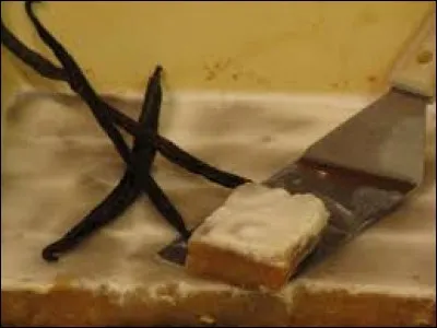 De quelle île vient la pâtisserie appelée poé à la banane ?