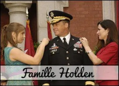 Qui est mariée avec le général Holden ?