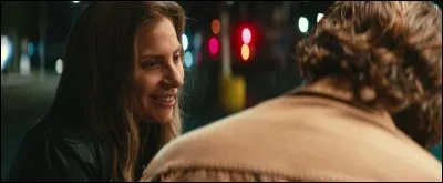 Quelle chanson Ally interprète-t-elle pour Jack sur le parking du super marché ?