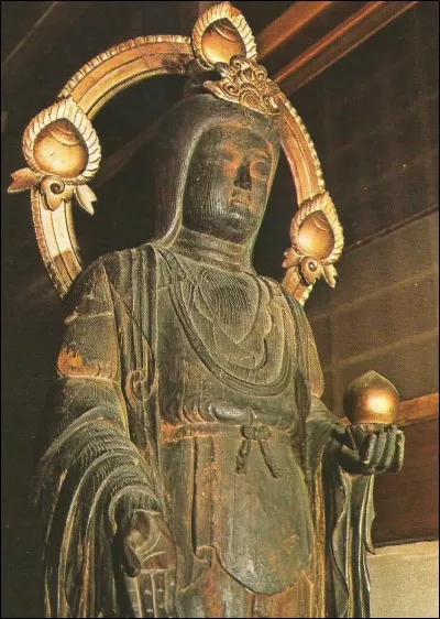 Dans le bouddhisme, quel nom porte la d&eacute;esse de la fortune et de la beaut&eacute; ?