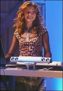 Quelle personne interprte Alyson Stoner ?