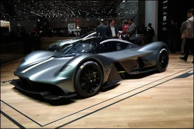 Quelle est la future voiture extraordinaire d'Aston Martin ? (voir l'image)