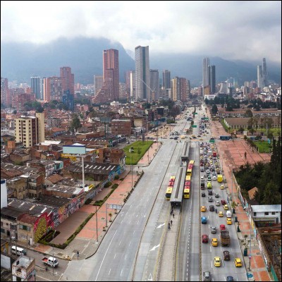 Cette grande ville d'Amérique latine, capitale de la Colombie, c'est :