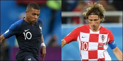 Qui a marqué le premier but de France/Croatie ?