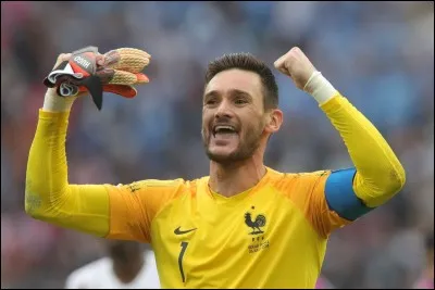 Dans quel club joue Hugo Lloris en 2018 ?