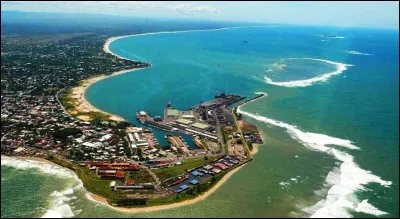 La ville de malgache de Toamasina, sur la côte Est de l'île, était appelée par les Français :