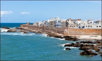 Essaouira, ville marocaine sur l'Atlantique, s'appelait avant 1956 :