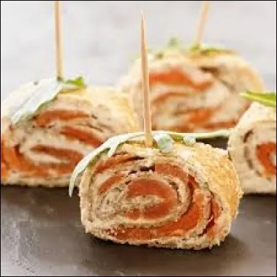 Cette machine mécanique comportant plusieurs fuseaux sert à filer le coton.