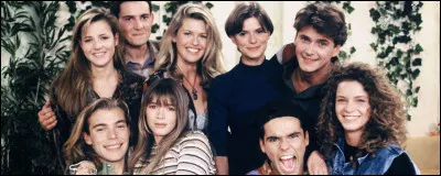 Complète le titre de cette série : "________ et les garçons".