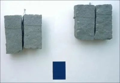 L'Arte Povera est un autre mouvement clbre qui nat dans les 70's. Il s'oppose  ce qu'il appelle 'l'art riche' qui clame les valeurs de la socit de consommation, autrement dit ...