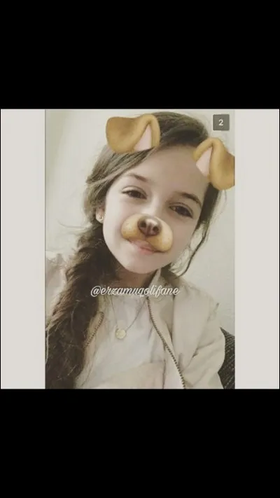 Comment s'écrit son nom de famille ?