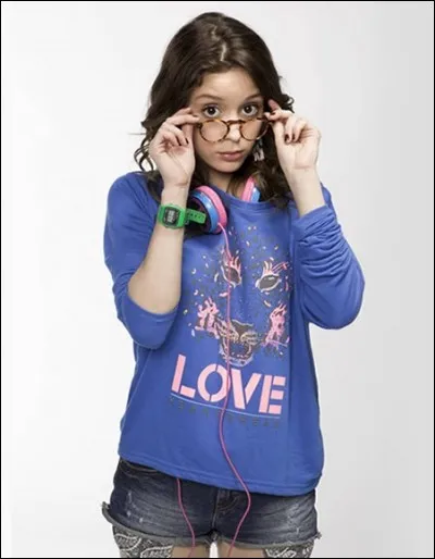 Sa petite s&oelig;ur se prénomme ...