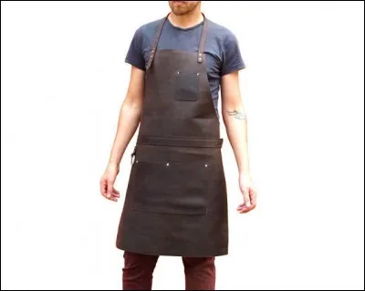 À qui peut bien servir ce tablier de cuir ?