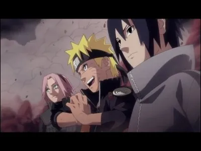 Lorsque Sasuke changea de camp et retourna de son côté, quelle fut la réaction de Sakura ?