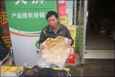 Préfères-tu manger chinois ou de la pizza ?