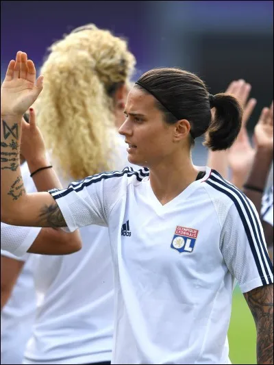 Quel est le numéro de Dzsenifer Marozsán ?