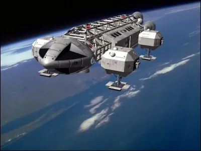 Dans quelle série les habitants de la base Alpha doivent-ils affronter de multiples dangers suite à une explosion qui a projeté leur base dans l'espace ?