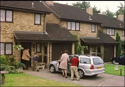 Dans quelle rue habite la famille Dursley ?