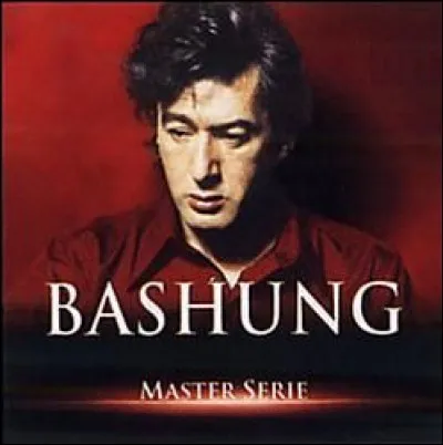 Il sait qu'elle est à moitié folle, c'est pourquoi il veut rester, il veut rester à ses côtés....