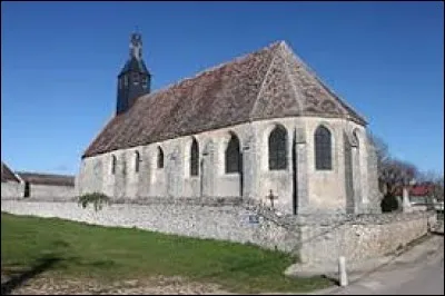 Vous avez sur cette image l'église Saint-Pierre d'Osmoy. Village Eurélien, il se situe en région ...