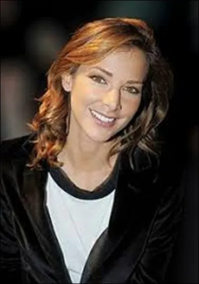 Mélissa Theuriau est une journaliste, productrice de documentaire et actrice née à Échirolles le 18 juillet. Rédactrice et présentatrice de ''Zone interdite'', puis réalisatrice de reportages pour ''66 minutes'' sur M6 en 2006, elle présente depuis 2007 le magazine culturel ''Deux, trois jours avec moi'' sur Paris Première. Avec quel acteur et humoriste s'est-elle mariée le 7 mai 2008 ?