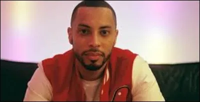 Disiz la Peste, de son vrai nom Sérigne M'Baye Gueye, rappeur, écrivain et comédien, est né à Amiens le 22 mars. Il se fit connaître avec le titre ''J'pète les plombs'' extrait de son premier album ''Le Poisson rouge'' sorti en 2000. Dans quelle catégorie reçut-il une Victoire de la musique en 2006 ?