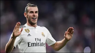 De quelle nationalité est l'ailier Gareth Bale ?