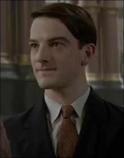 Quel est le nom de l'acteur qui joue le rôle d'Abernathy dans les films "Les animaux fantastiques" ?