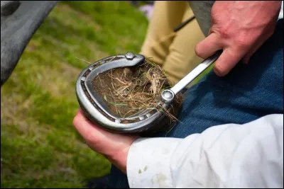 Vous mettez des crampons :