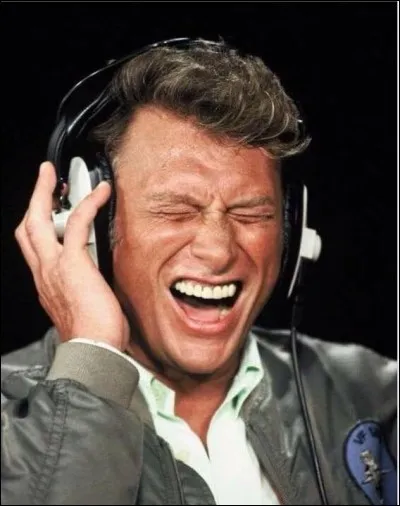 Il a enregistré ... chansons.