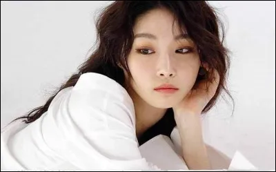 Devine la chanson : &laquo;&nbsp;Comme un sentiment &agrave; couper le souffleUn sentiment dangereux&nbsp;&raquo; - Chung Ha