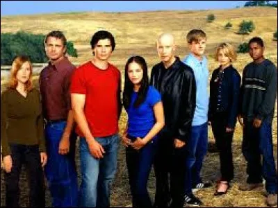 À l'aide de la photo, retrouvez le nom de cette série télévisée débutée en 2001 :