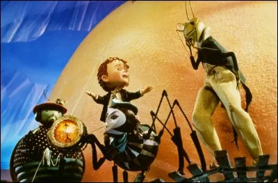 Qui a écrit ''James et la Pêche géante'' ?