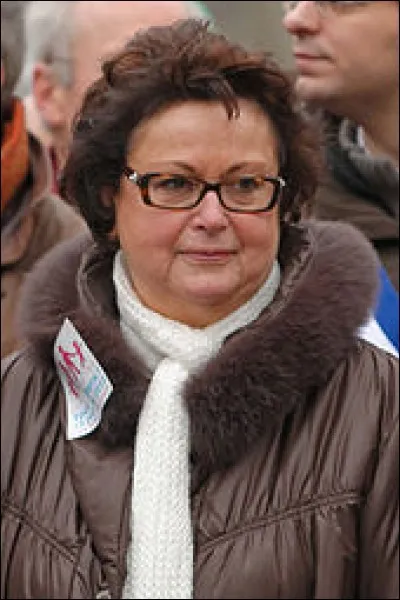 Cette femme politique, née en 1944, retirée de la vie politique en 2017, qui se réclame des valeurs catholiques a été ministre du logement de 2007 à 2009. C'est :
