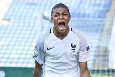 Qui est le plus petit à avoir eu une CDM ?