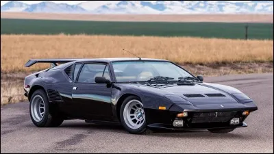 Allons en Italie, cette sportive a été produite pendant un quart de siècle, comment se nomme-t-elle ?