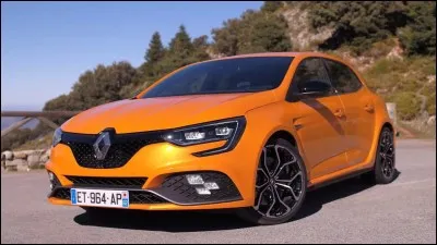 Ressourçons-nous en France. Nous sommes face à l'une des meilleures compactes du marché. Quel est son nom ?