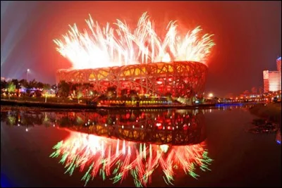 La Chine accueille les Jeux Olympiques à Pékin. C'était en :