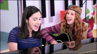 Comment s'appellent ces deux filles ?