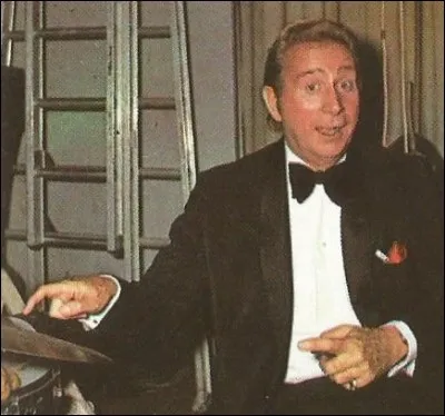 À quelle route vous fait penser ce chanteur ?