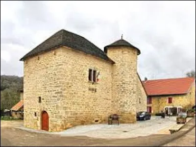 Nous partons visiter la Maison Renaissance d'Échay. Village Doubien, il se situe dans l'ancienne région ...