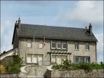 Saint-Fréjoux est un village Corrézien situé dans l'ancienne région ...