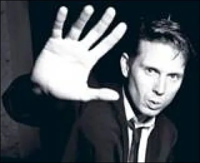 Qui est Alex Kapranos ?