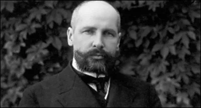 Quel homme politique russe, premier ministre de l'empereur Nicolas II, est assassin&eacute; &agrave; Kiev le 5 septembre 1911 ?