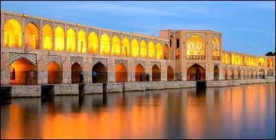 Dans quel pays peut-on voir ce pont ?